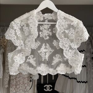 BRIDAL DREAMS Sheer White Lace Embroidered Cap Sleeve Sequin Sprinkled Top XL